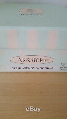 Madame Alexander Wendy Woodkin Nib Ltd Edition Doll