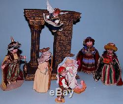 Madame Alexander resin doll figurine Nativity scene 9 pcs Family, kings, angel