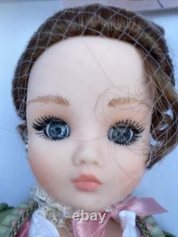 Mme Alexander Pompadour Spring 20 Cissy Doll with Box LE200 NIB