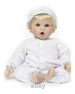 NEW Madame Alexander Newborn Nursery 19 Sweet Baby Blonde #76000 Lifelike