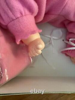 NIB Madame Alexander Cuddle Up Victoria Baby Doll