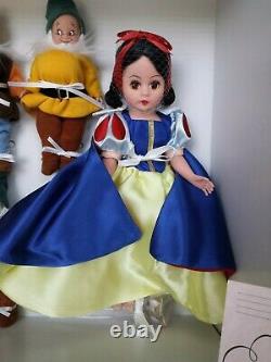 New And Nrfb Madame Alexander Snow White And The Seven Dwarfs Disney Doll Set