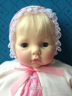 RARE 20 Madame Alexander VICTORIA Baby Doll with Rooted Hair #5770 NEW IN BOX