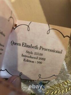 RARE Madame Alexander 33530 Coronation Queen Elizabeth Processional LE. NIB, COA