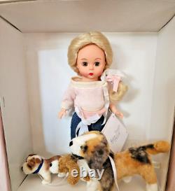 RARE Madame Alexander Doll'Walk In The Park' #42195 NIB 8 With 3 Dogs Tags