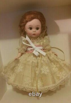 RL? Madame Alexander? NEW? 8 Doll Falling Snowflakes 40050