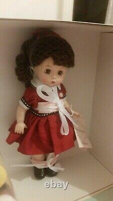 RL? Madame Alexander New 8 Doll? Wendy Loves Mickey & Minnie? 39555