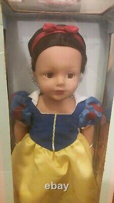 RRD? Madame Alexander New 18 Doll Disney Princess? Snow White? 66950