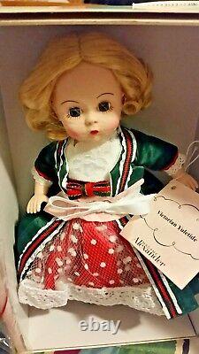 RRD? Madame Alexander New 8 Doll? Victorian Yuletide? 64460