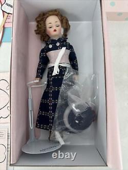 SUPER RARE 2012 Madame Alexander 51604 Marching On Suffragette 10 Doll READ