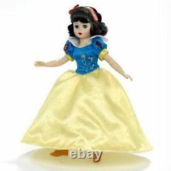 Snow White 10 Doll, Disney Showcase by Madame Alexander