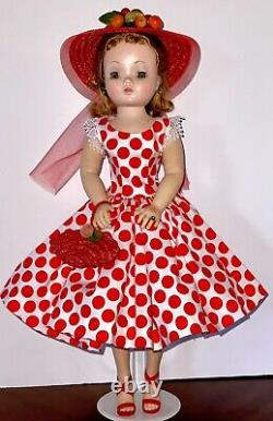 VINTAGE 1950s Madame Alexander CISSY DOLL Blonde Hair Redressed In New Outfit