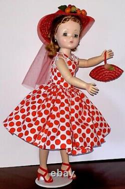 VINTAGE 1950s Madame Alexander CISSY DOLL Blonde Hair Redressed In New Outfit