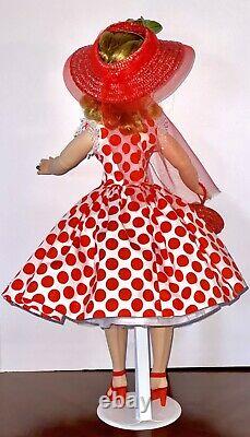 VINTAGE 1950s Madame Alexander CISSY DOLL Blonde Hair Redressed In New Outfit