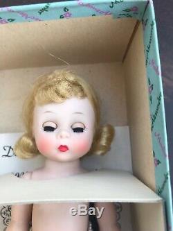 VNTG Madame Alexanderkins BKW doll Blonde Triple Stitch Flip Wig Mint In Box