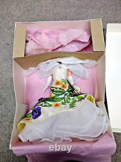 Vintage Madame Alexander Doll Calla Lily 22390 COMES WITH BOX AND PAPERS
